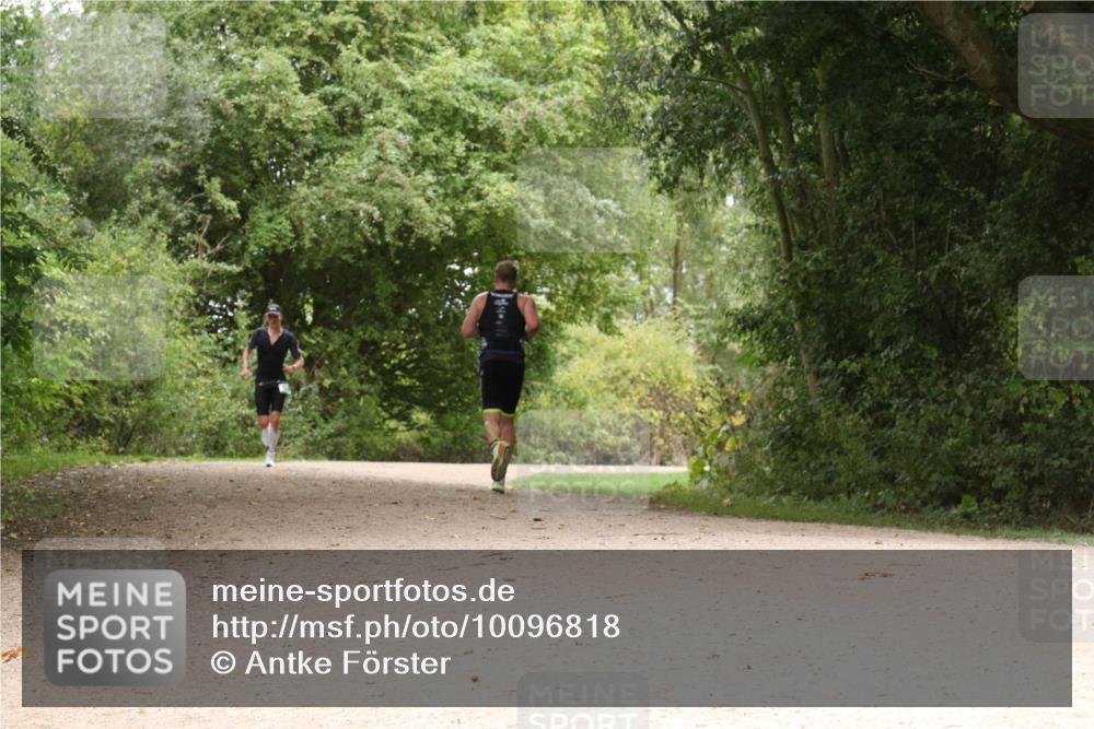 30.08.2026 - Elbe Triathlon Hamburg Antke Förster http://msf.ph/oto/10096818 30.08.2026 10:27:55 Laufen  meine-sportfotos.de