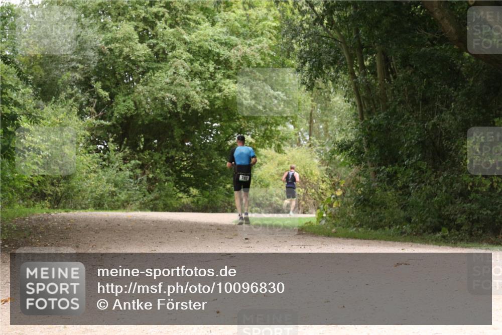 30.08.2026 - Elbe Triathlon Hamburg Antke Förster http://msf.ph/oto/10096830 30.08.2026 10:28:03 Laufen 782 meine-sportfotos.de