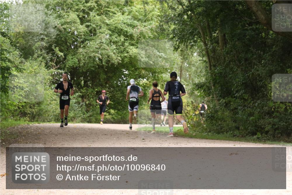 30.08.2026 - Elbe Triathlon Hamburg Antke Förster http://msf.ph/oto/10096840 30.08.2026 10:28:25 Laufen 567 meine-sportfotos.de