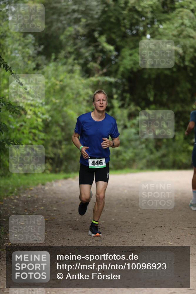 30.08.2026 - Elbe Triathlon Hamburg Antke Förster http://msf.ph/oto/10096923 30.08.2026 10:24:54 Laufen 446 meine-sportfotos.de