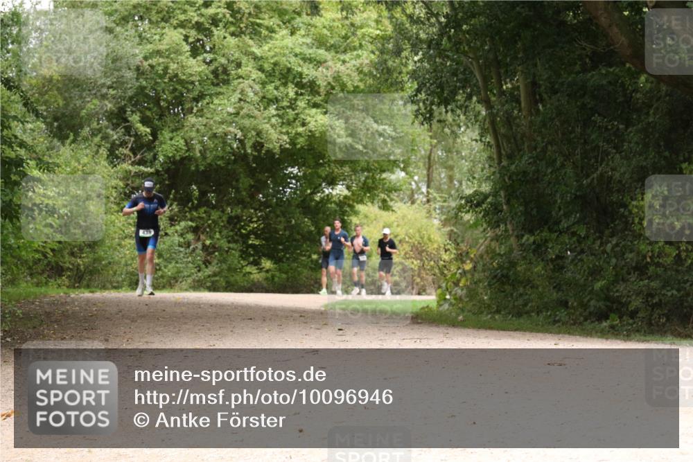 30.08.2026 - Elbe Triathlon Hamburg Antke Förster http://msf.ph/oto/10096946 30.08.2026 10:30:22 Laufen 438 meine-sportfotos.de