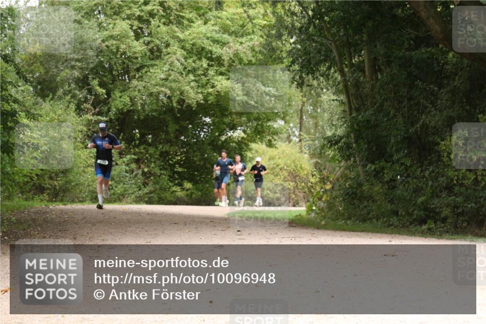 30.08.2026 - Elbe Triathlon Hamburg Antke Förster http://msf.ph/oto/10096948 30.08.2026 10:30:23 Laufen 18 meine-sportfotos.de