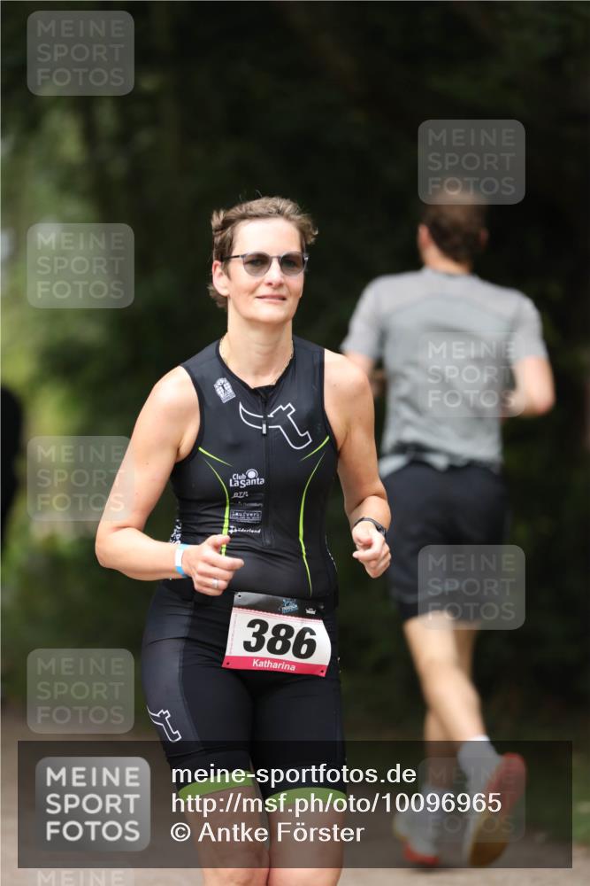 30.08.2026 - Elbe Triathlon Hamburg Antke Förster http://msf.ph/oto/10096965 30.08.2026 10:25:47 Laufen 386 meine-sportfotos.de