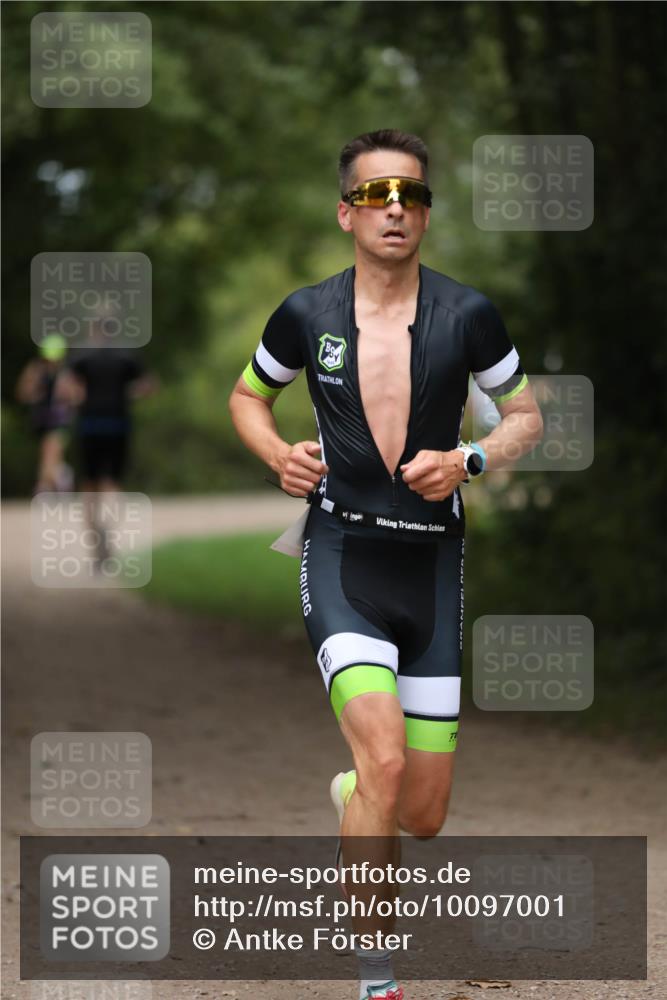30.08.2026 - Elbe Triathlon Hamburg Antke Förster http://msf.ph/oto/10097001 30.08.2026 10:26:15 Laufen  meine-sportfotos.de
