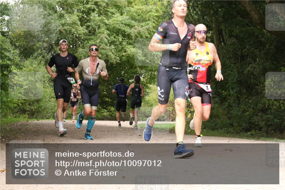 30.08.2026 - Elbe Triathlon Hamburg Antke Förster http://msf.ph/oto/10097012 30.08.2026 10:31:03 Laufen 94, 341, 3 meine-sportfotos.de