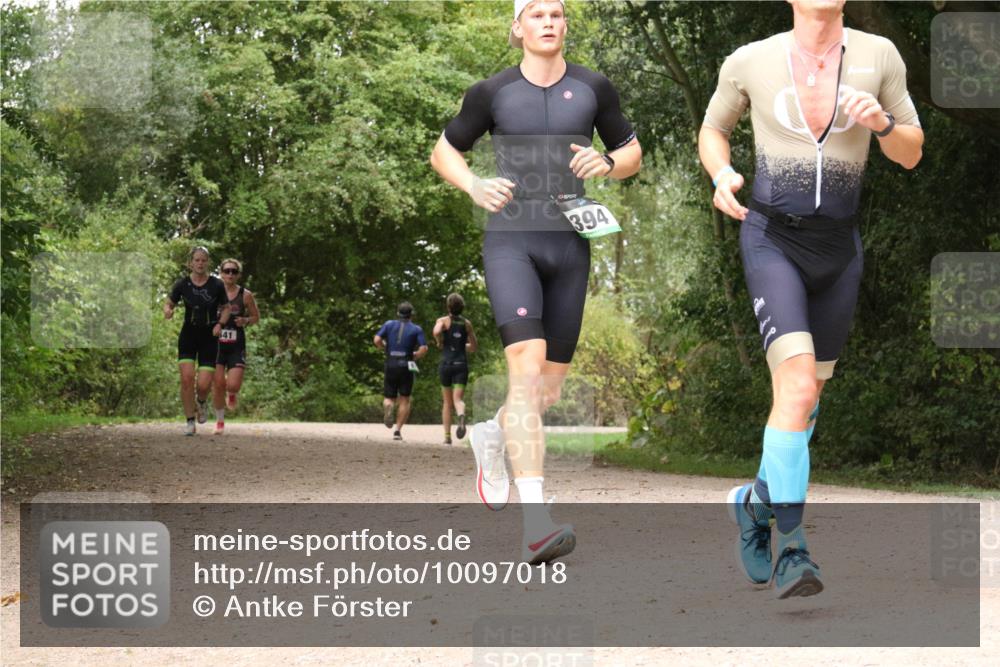 30.08.2026 - Elbe Triathlon Hamburg Antke Förster http://msf.ph/oto/10097018 30.08.2026 10:31:06 Laufen 41, 394 meine-sportfotos.de