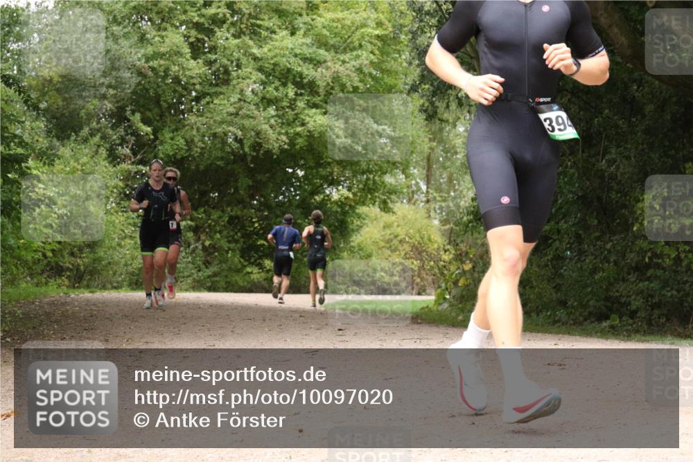 30.08.2026 - Elbe Triathlon Hamburg Antke Förster http://msf.ph/oto/10097020 30.08.2026 10:31:06 Laufen 394 meine-sportfotos.de