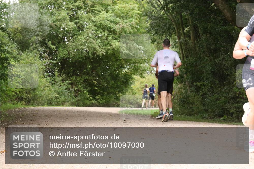 30.08.2026 - Elbe Triathlon Hamburg Antke Förster http://msf.ph/oto/10097030 30.08.2026 10:31:11 Laufen  meine-sportfotos.de