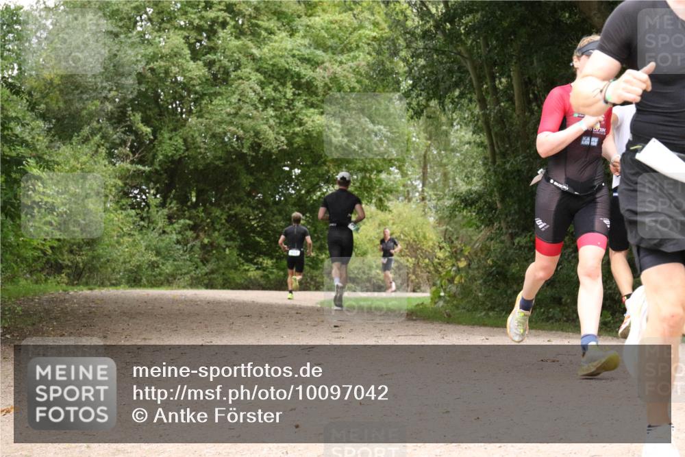 30.08.2026 - Elbe Triathlon Hamburg Antke Förster http://msf.ph/oto/10097042 30.08.2026 10:31:38 Laufen  meine-sportfotos.de