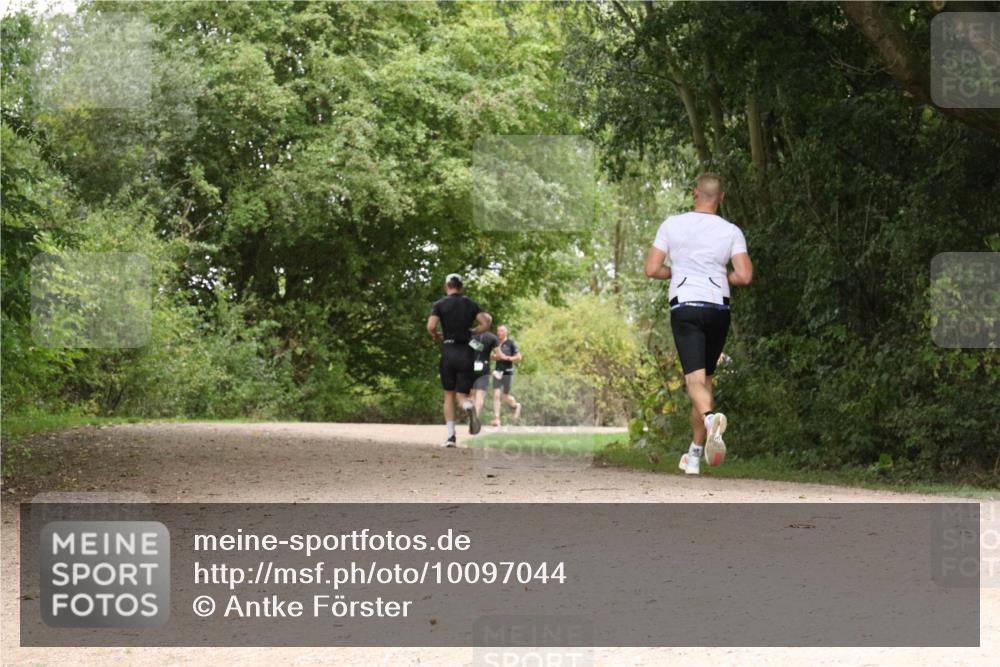 30.08.2026 - Elbe Triathlon Hamburg Antke Förster http://msf.ph/oto/10097044 30.08.2026 10:31:40 Laufen  meine-sportfotos.de