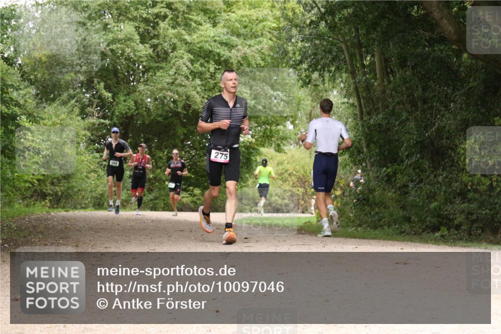 30.08.2026 - Elbe Triathlon Hamburg Antke Förster http://msf.ph/oto/10097046 30.08.2026 10:31:50 Laufen 588, 275 meine-sportfotos.de