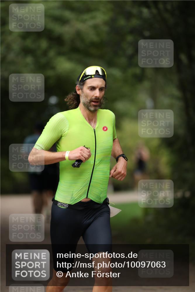 30.08.2026 - Elbe Triathlon Hamburg Antke Förster http://msf.ph/oto/10097063 30.08.2026 10:27:26 Laufen  meine-sportfotos.de