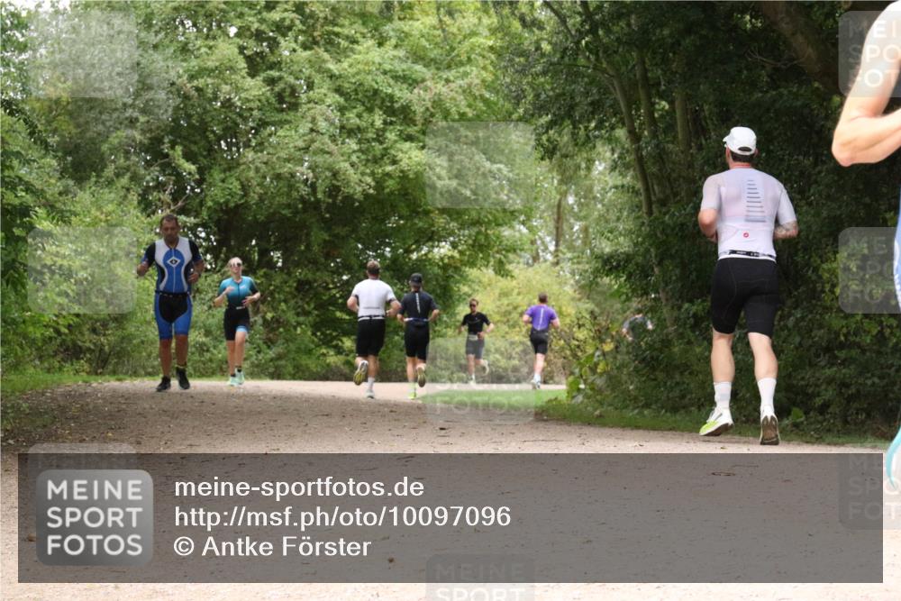 30.08.2026 - Elbe Triathlon Hamburg Antke Förster http://msf.ph/oto/10097096 30.08.2026 10:32:38 Laufen  meine-sportfotos.de