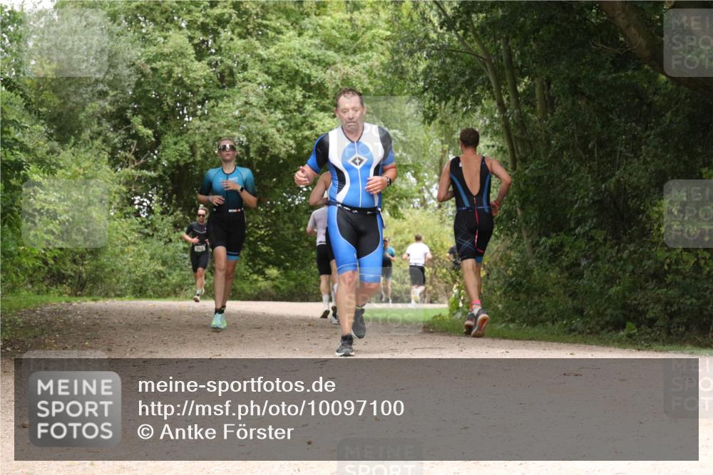 30.08.2026 - Elbe Triathlon Hamburg Antke Förster http://msf.ph/oto/10097100 30.08.2026 10:32:43 Laufen  meine-sportfotos.de