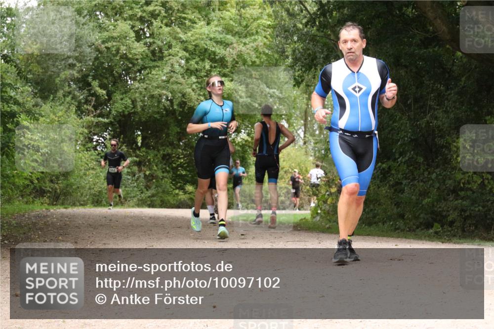 30.08.2026 - Elbe Triathlon Hamburg Antke Förster http://msf.ph/oto/10097102 30.08.2026 10:32:44 Laufen  meine-sportfotos.de