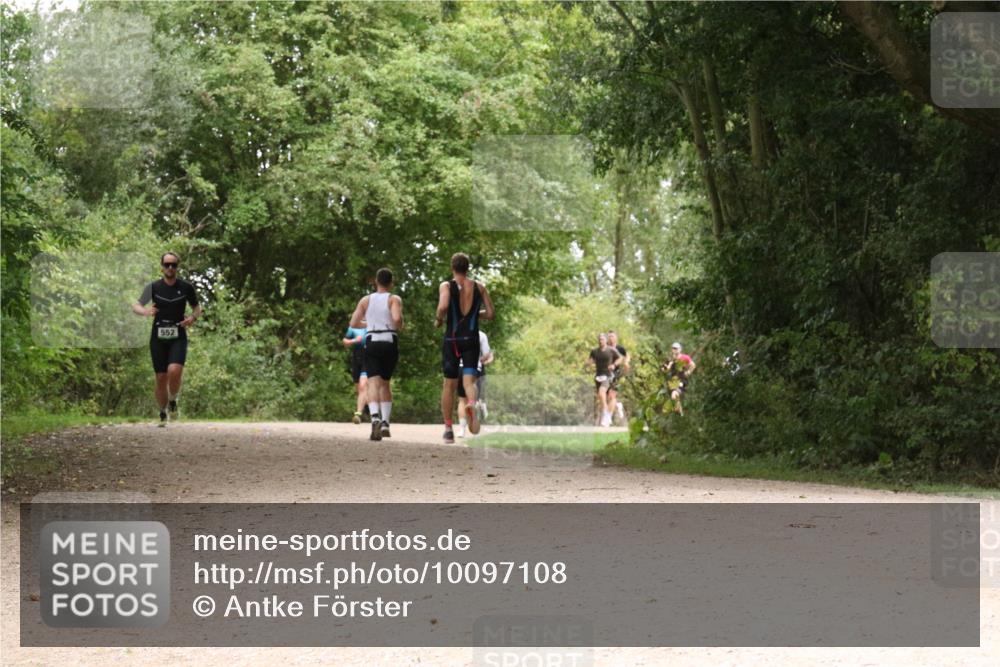 30.08.2026 - Elbe Triathlon Hamburg Antke Förster http://msf.ph/oto/10097108 30.08.2026 10:32:47 Laufen 552 meine-sportfotos.de