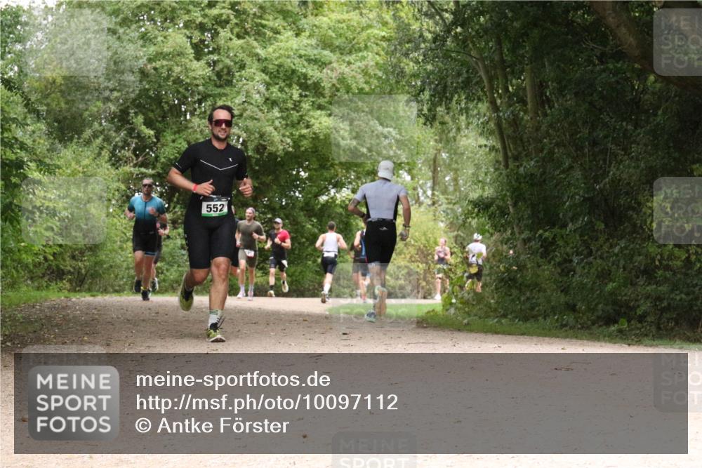 30.08.2026 - Elbe Triathlon Hamburg Antke Förster http://msf.ph/oto/10097112 30.08.2026 10:32:51 Laufen 552 meine-sportfotos.de