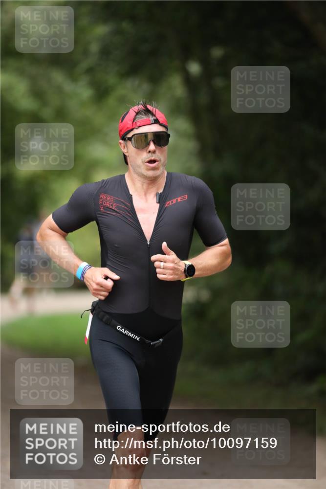 30.08.2026 - Elbe Triathlon Hamburg Antke Förster http://msf.ph/oto/10097159 30.08.2026 10:28:35 Laufen 3 meine-sportfotos.de