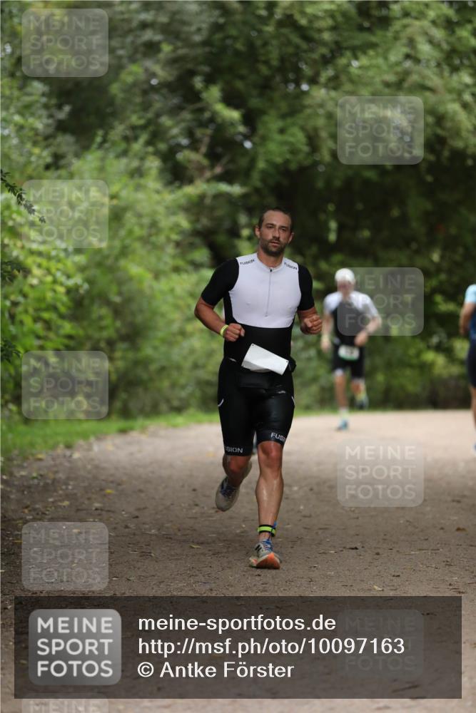 30.08.2026 - Elbe Triathlon Hamburg Antke Förster http://msf.ph/oto/10097163 30.08.2026 10:28:47 Laufen  meine-sportfotos.de