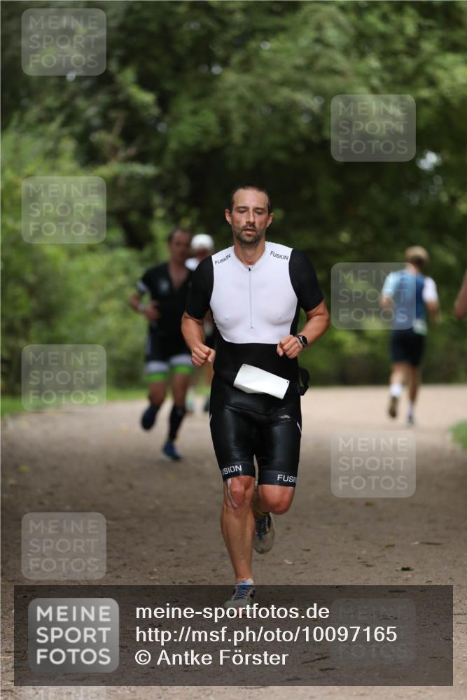 30.08.2026 - Elbe Triathlon Hamburg Antke Förster http://msf.ph/oto/10097165 30.08.2026 10:28:48 Laufen  meine-sportfotos.de