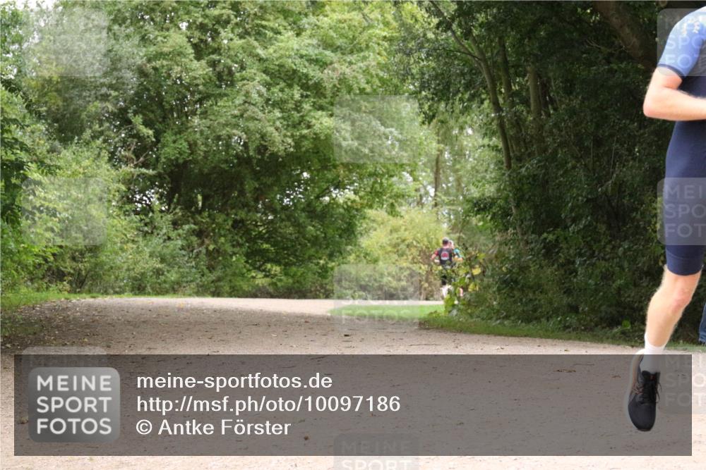30.08.2026 - Elbe Triathlon Hamburg Antke Förster http://msf.ph/oto/10097186 30.08.2026 10:33:33 Laufen  meine-sportfotos.de