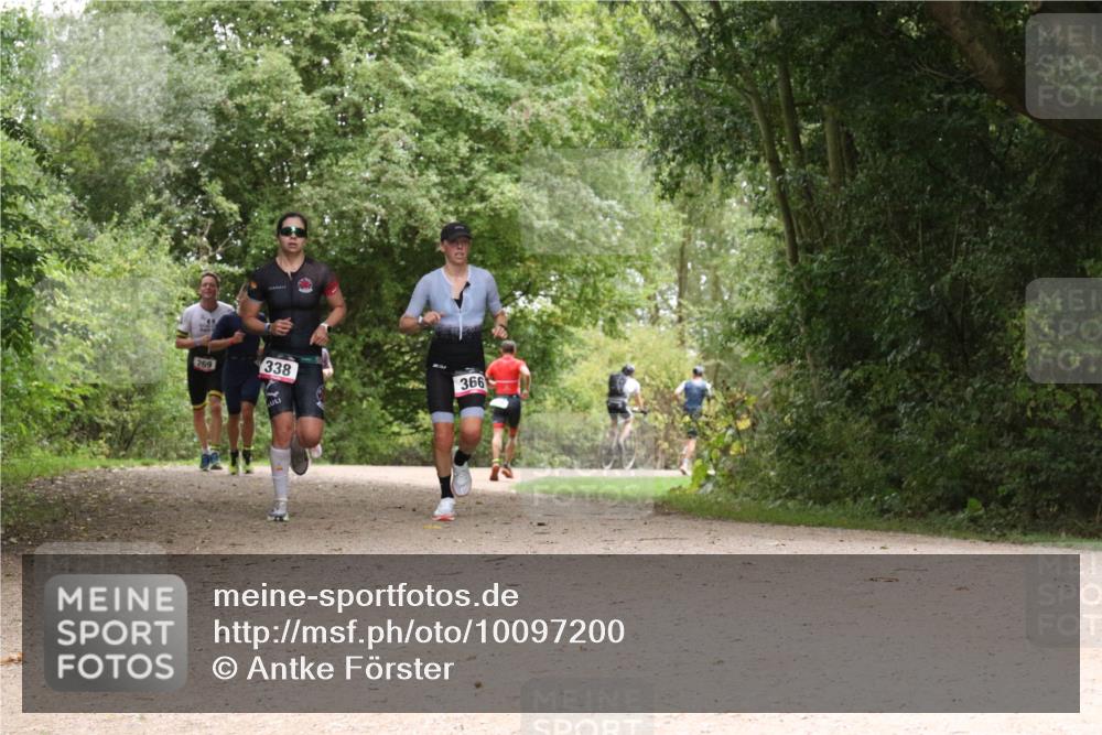 30.08.2026 - Elbe Triathlon Hamburg Antke Förster http://msf.ph/oto/10097200 30.08.2026 10:33:51 Laufen 269, 338, 366 meine-sportfotos.de