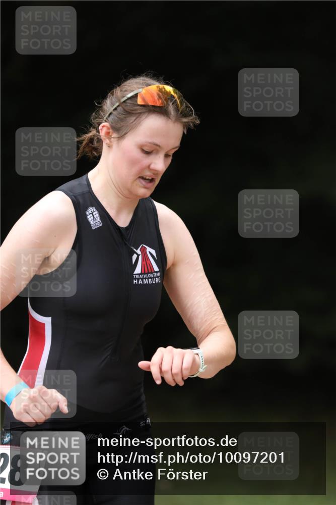 30.08.2026 - Elbe Triathlon Hamburg Antke Förster http://msf.ph/oto/10097201 30.08.2026 10:29:26 Laufen 28 meine-sportfotos.de