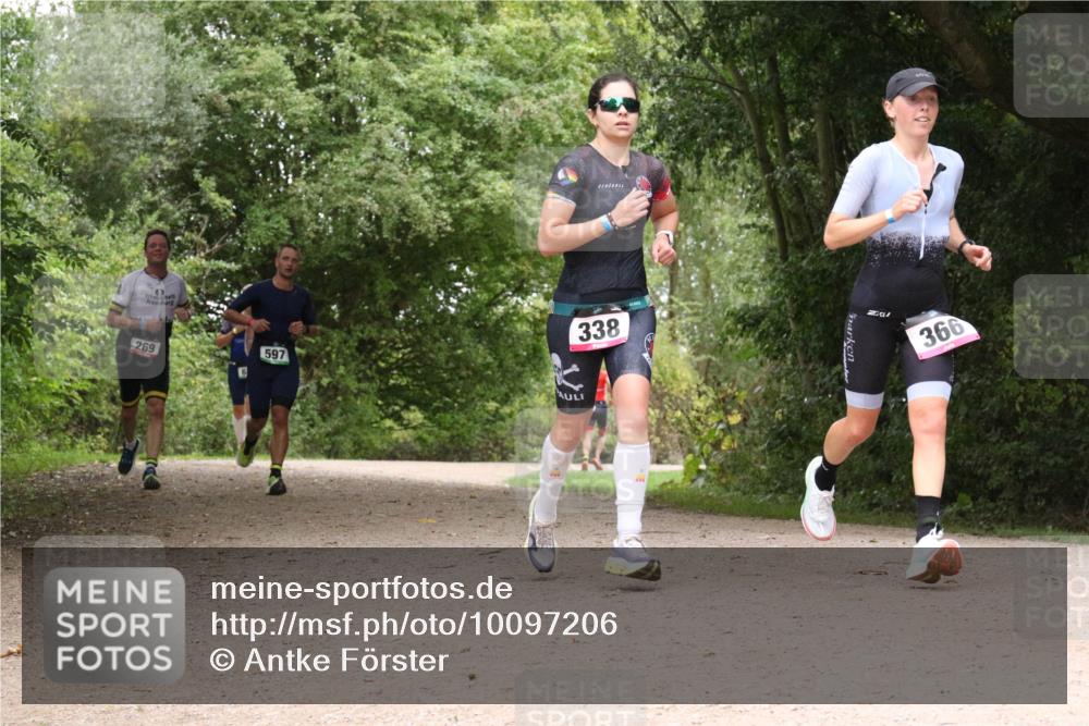 30.08.2026 - Elbe Triathlon Hamburg Antke Förster http://msf.ph/oto/10097206 30.08.2026 10:33:53 Laufen 338, 269, 597, 366 meine-sportfotos.de