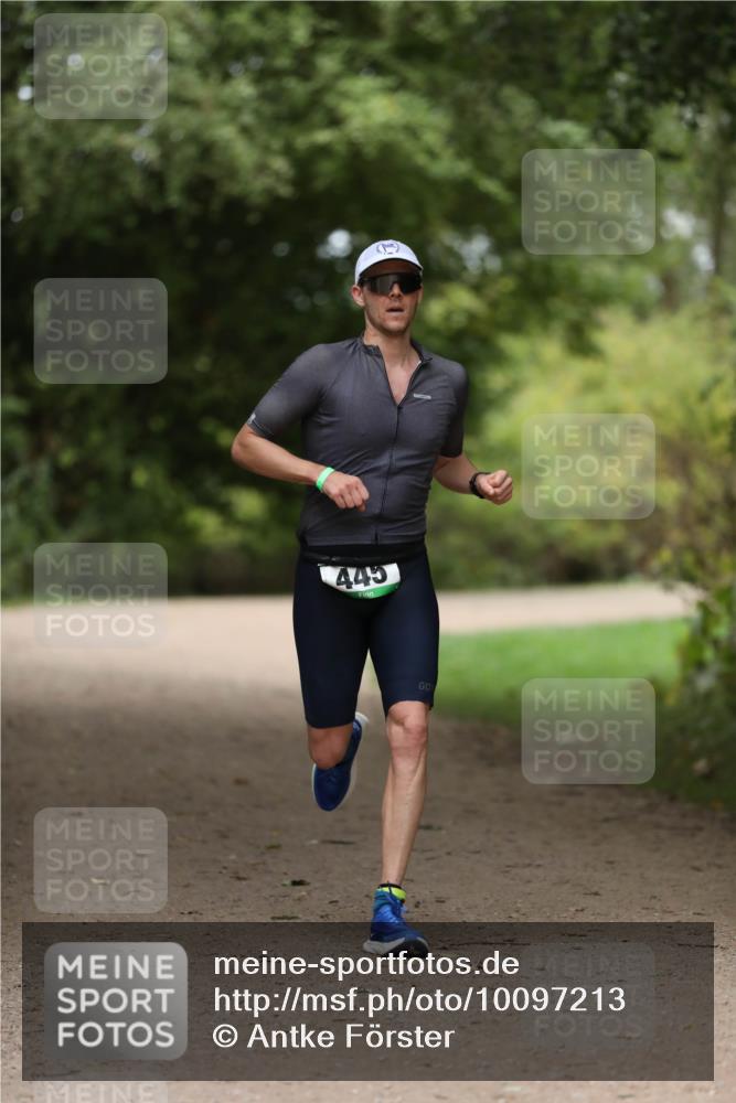 30.08.2026 - Elbe Triathlon Hamburg Antke Förster http://msf.ph/oto/10097213 30.08.2026 10:29:46 Laufen 445 meine-sportfotos.de