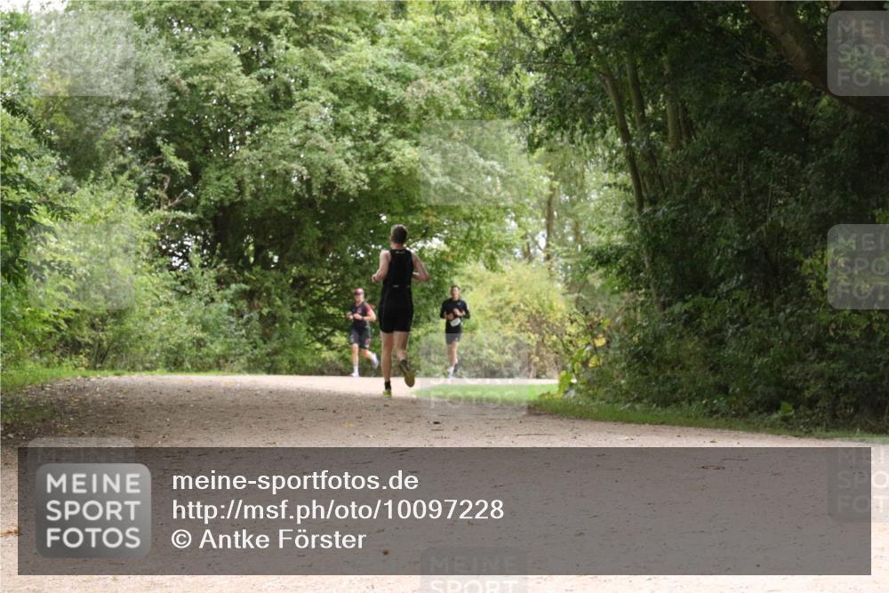 30.08.2026 - Elbe Triathlon Hamburg Antke Förster http://msf.ph/oto/10097228 30.08.2026 10:34:01 Laufen  meine-sportfotos.de