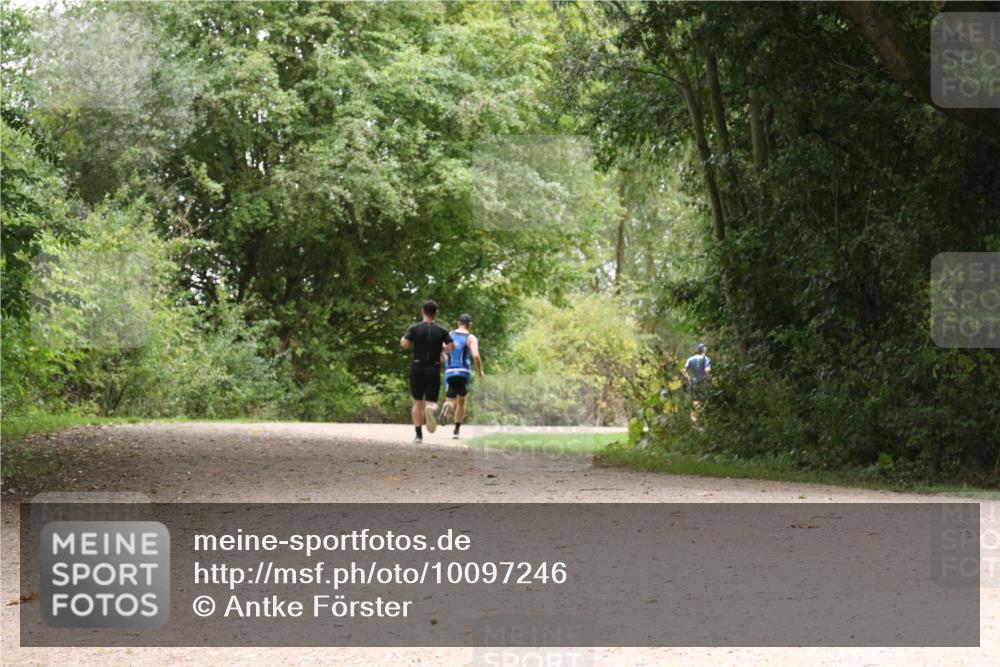 30.08.2026 - Elbe Triathlon Hamburg Antke Förster http://msf.ph/oto/10097246 30.08.2026 10:34:16 Laufen  meine-sportfotos.de