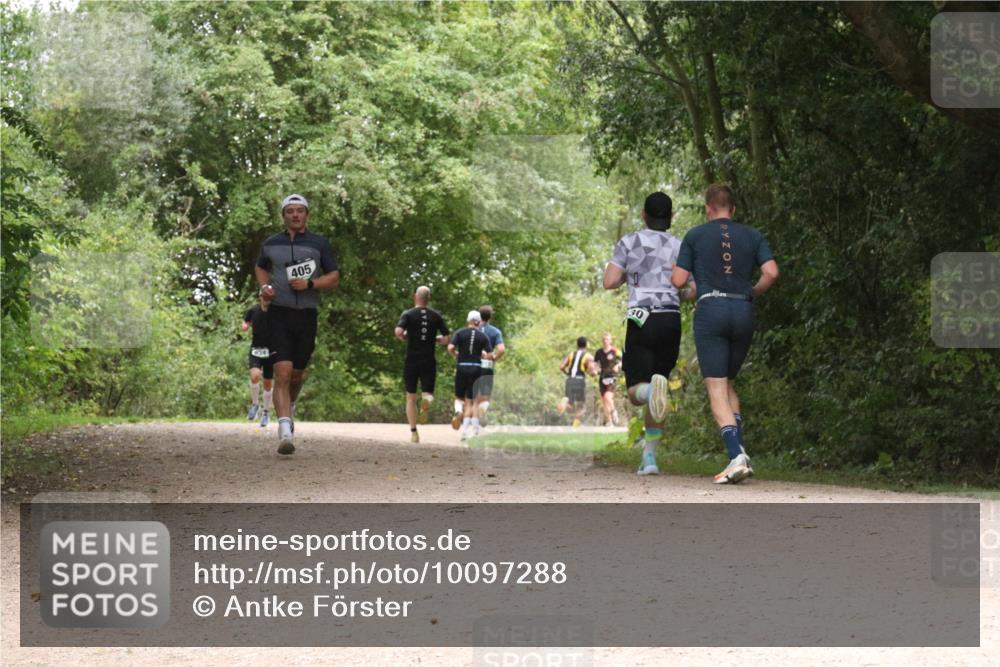 30.08.2026 - Elbe Triathlon Hamburg Antke Förster http://msf.ph/oto/10097288 30.08.2026 10:35:04 Laufen 405 meine-sportfotos.de