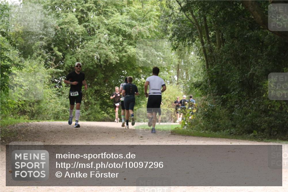 30.08.2026 - Elbe Triathlon Hamburg Antke Förster http://msf.ph/oto/10097296 30.08.2026 10:35:08 Laufen 634 meine-sportfotos.de