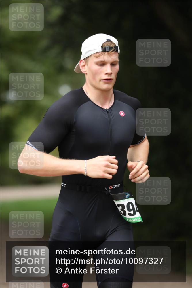 30.08.2026 - Elbe Triathlon Hamburg Antke Förster http://msf.ph/oto/10097327 30.08.2026 10:31:07 Laufen 39 meine-sportfotos.de