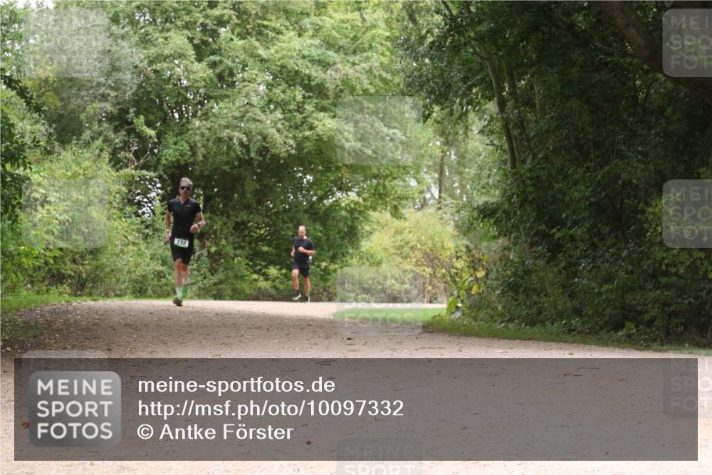 30.08.2026 - Elbe Triathlon Hamburg Antke Förster http://msf.ph/oto/10097332 30.08.2026 10:35:24 Laufen 732 meine-sportfotos.de