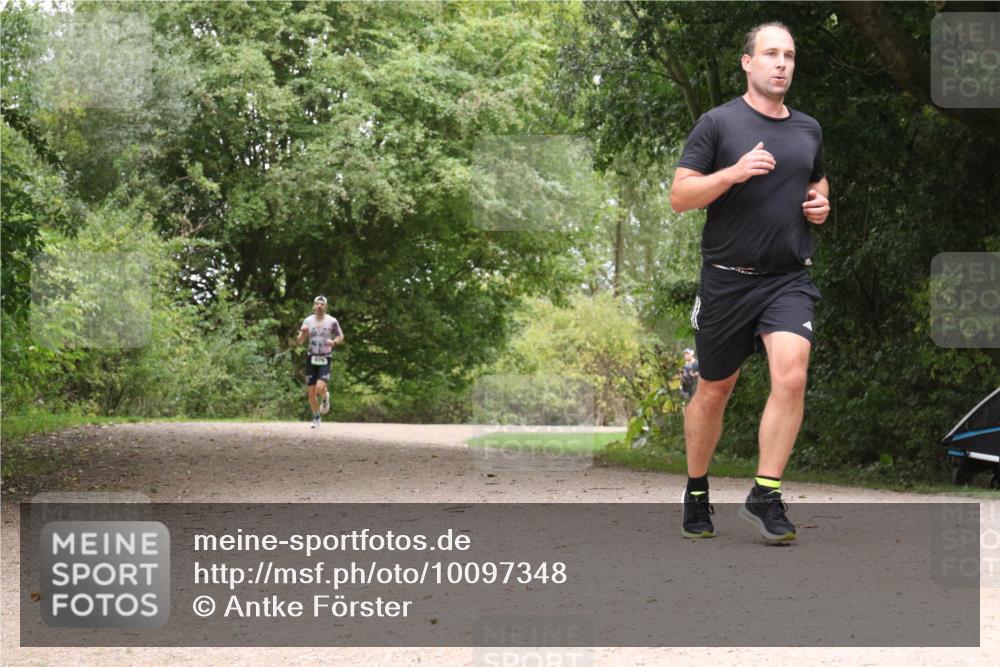 30.08.2026 - Elbe Triathlon Hamburg Antke Förster http://msf.ph/oto/10097348 30.08.2026 10:35:34 Laufen  meine-sportfotos.de