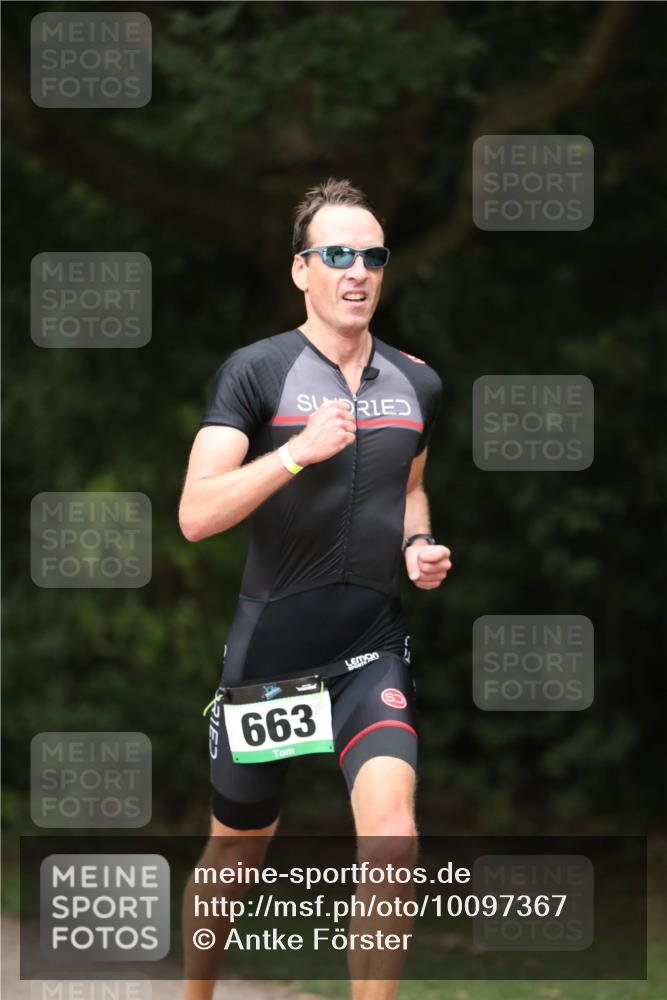 30.08.2026 - Elbe Triathlon Hamburg Antke Förster http://msf.ph/oto/10097367 30.08.2026 10:31:57 Laufen 663 meine-sportfotos.de