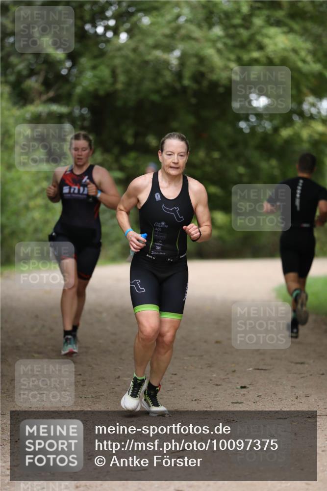 30.08.2026 - Elbe Triathlon Hamburg Antke Förster http://msf.ph/oto/10097375 30.08.2026 10:32:26 Laufen  meine-sportfotos.de