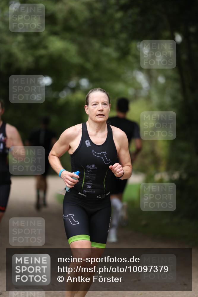 30.08.2026 - Elbe Triathlon Hamburg Antke Förster http://msf.ph/oto/10097379 30.08.2026 10:32:27 Laufen  meine-sportfotos.de