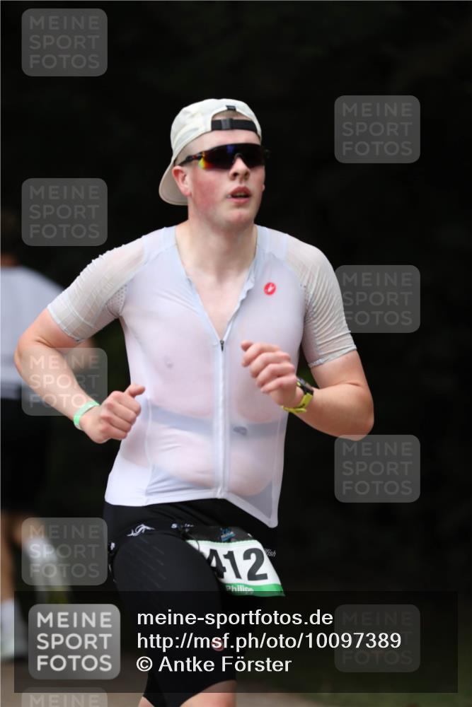 30.08.2026 - Elbe Triathlon Hamburg Antke Förster http://msf.ph/oto/10097389 30.08.2026 10:32:32 Laufen 412 meine-sportfotos.de