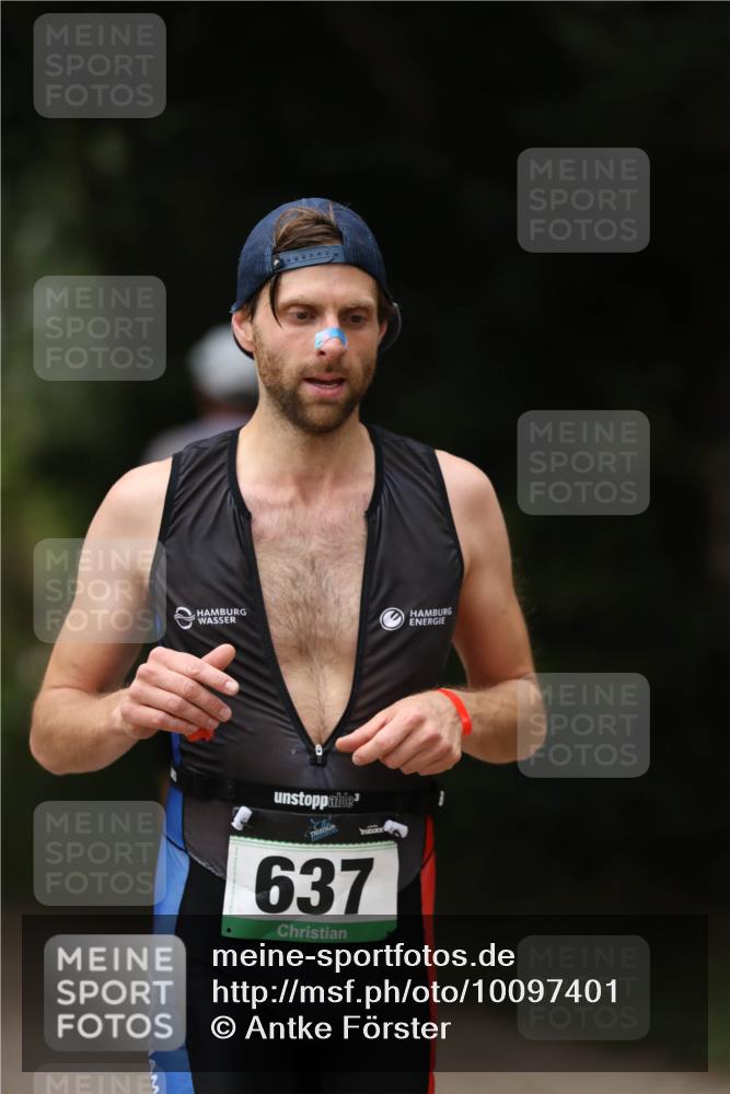 30.08.2026 - Elbe Triathlon Hamburg Antke Förster http://msf.ph/oto/10097401 30.08.2026 10:32:39 Laufen 637 meine-sportfotos.de