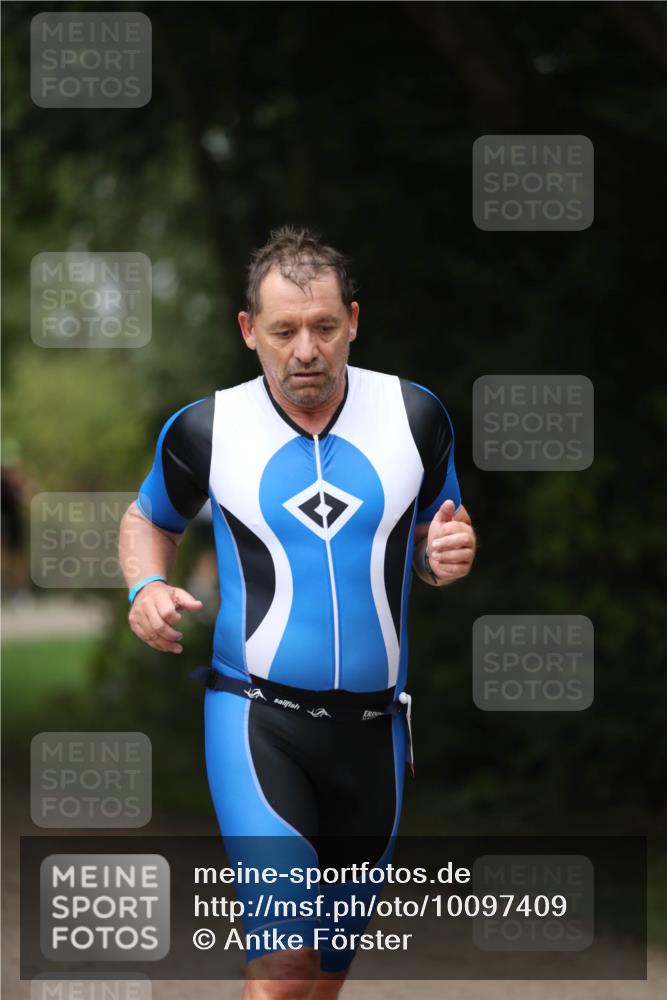 30.08.2026 - Elbe Triathlon Hamburg Antke Förster http://msf.ph/oto/10097409 30.08.2026 10:32:45 Laufen  meine-sportfotos.de