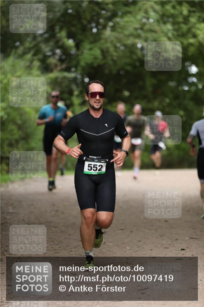 30.08.2026 - Elbe Triathlon Hamburg Antke Förster http://msf.ph/oto/10097419 30.08.2026 10:32:52 Laufen 552 meine-sportfotos.de