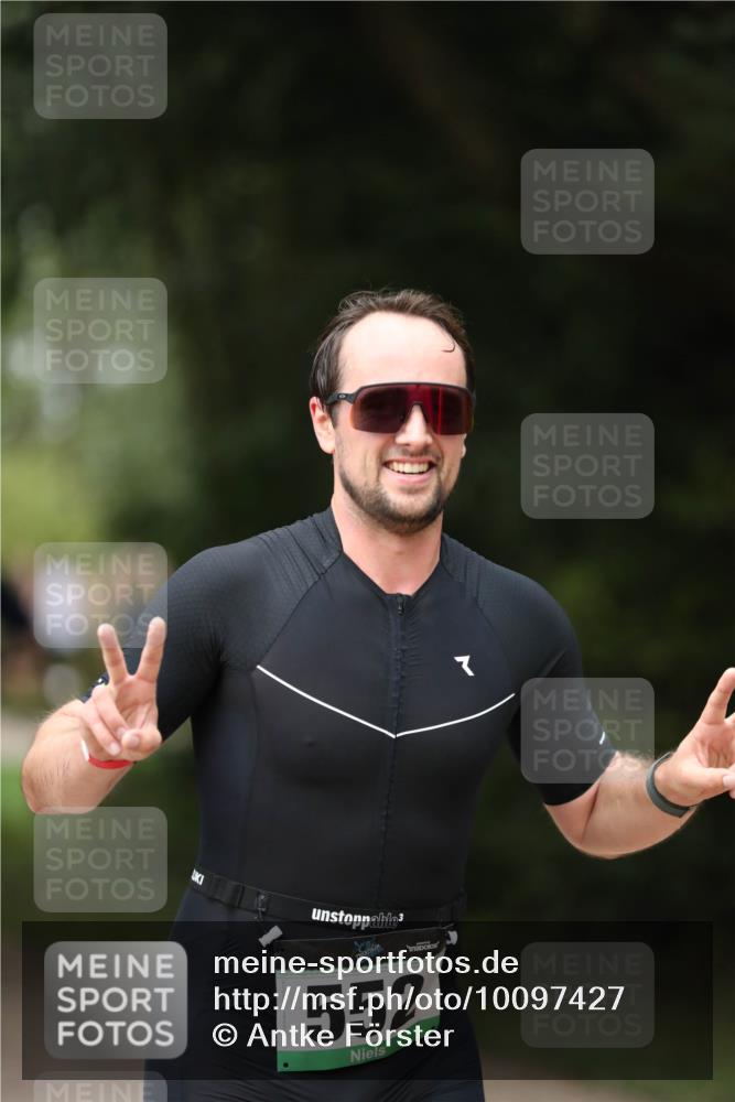 30.08.2026 - Elbe Triathlon Hamburg Antke Förster http://msf.ph/oto/10097427 30.08.2026 10:32:55 Laufen 552 meine-sportfotos.de