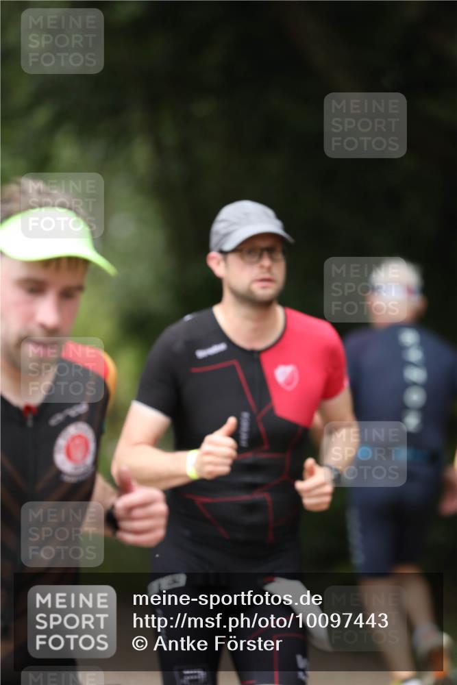 30.08.2026 - Elbe Triathlon Hamburg Antke Förster http://msf.ph/oto/10097443 30.08.2026 10:33:02 Laufen  meine-sportfotos.de