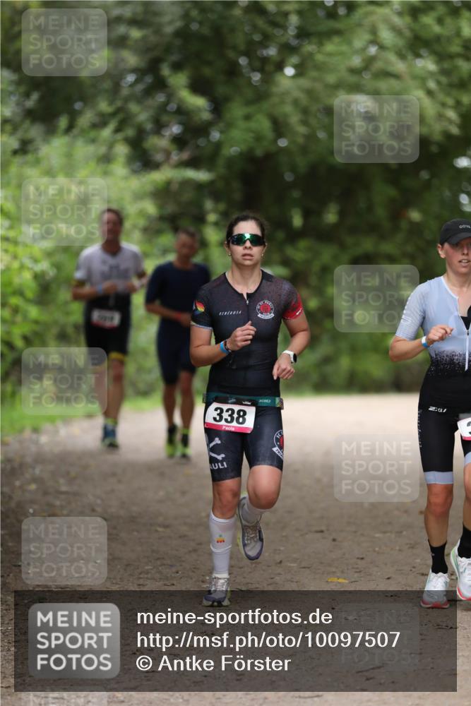 30.08.2026 - Elbe Triathlon Hamburg Antke Förster http://msf.ph/oto/10097507 30.08.2026 10:33:52 Laufen 338 meine-sportfotos.de