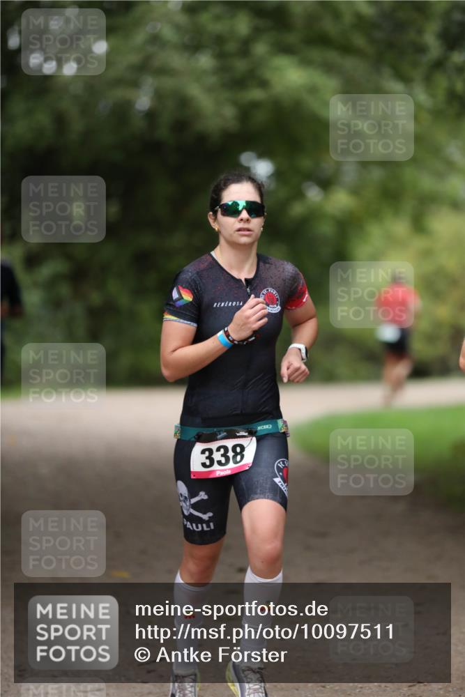 30.08.2026 - Elbe Triathlon Hamburg Antke Förster http://msf.ph/oto/10097511 30.08.2026 10:33:54 Laufen 338 meine-sportfotos.de
