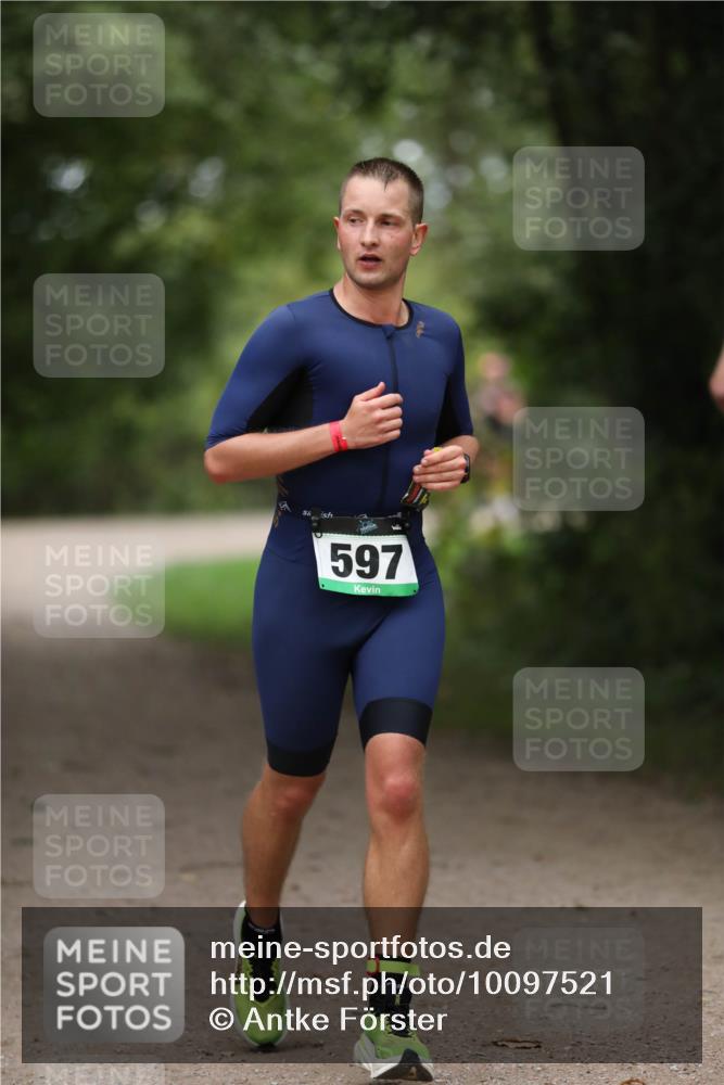 30.08.2026 - Elbe Triathlon Hamburg Antke Förster http://msf.ph/oto/10097521 30.08.2026 10:33:57 Laufen 597 meine-sportfotos.de