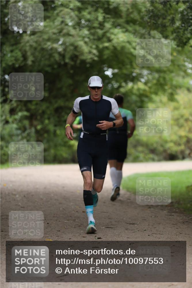 30.08.2026 - Elbe Triathlon Hamburg Antke Förster http://msf.ph/oto/10097553 30.08.2026 10:34:33 Laufen  meine-sportfotos.de