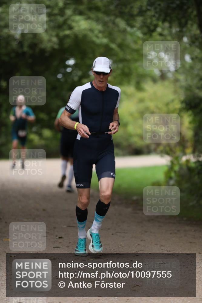30.08.2026 - Elbe Triathlon Hamburg Antke Förster http://msf.ph/oto/10097555 30.08.2026 10:34:33 Laufen  meine-sportfotos.de